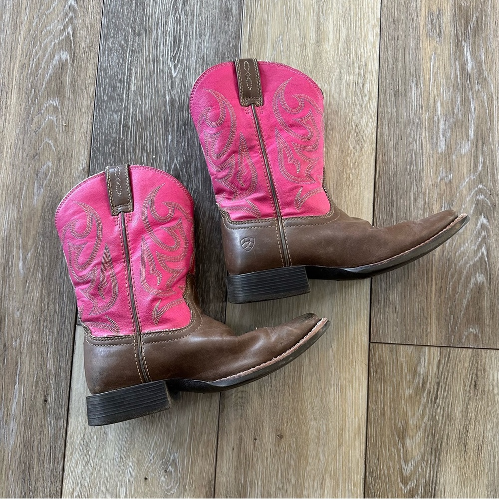 ✨ARIAT cowgirl boots